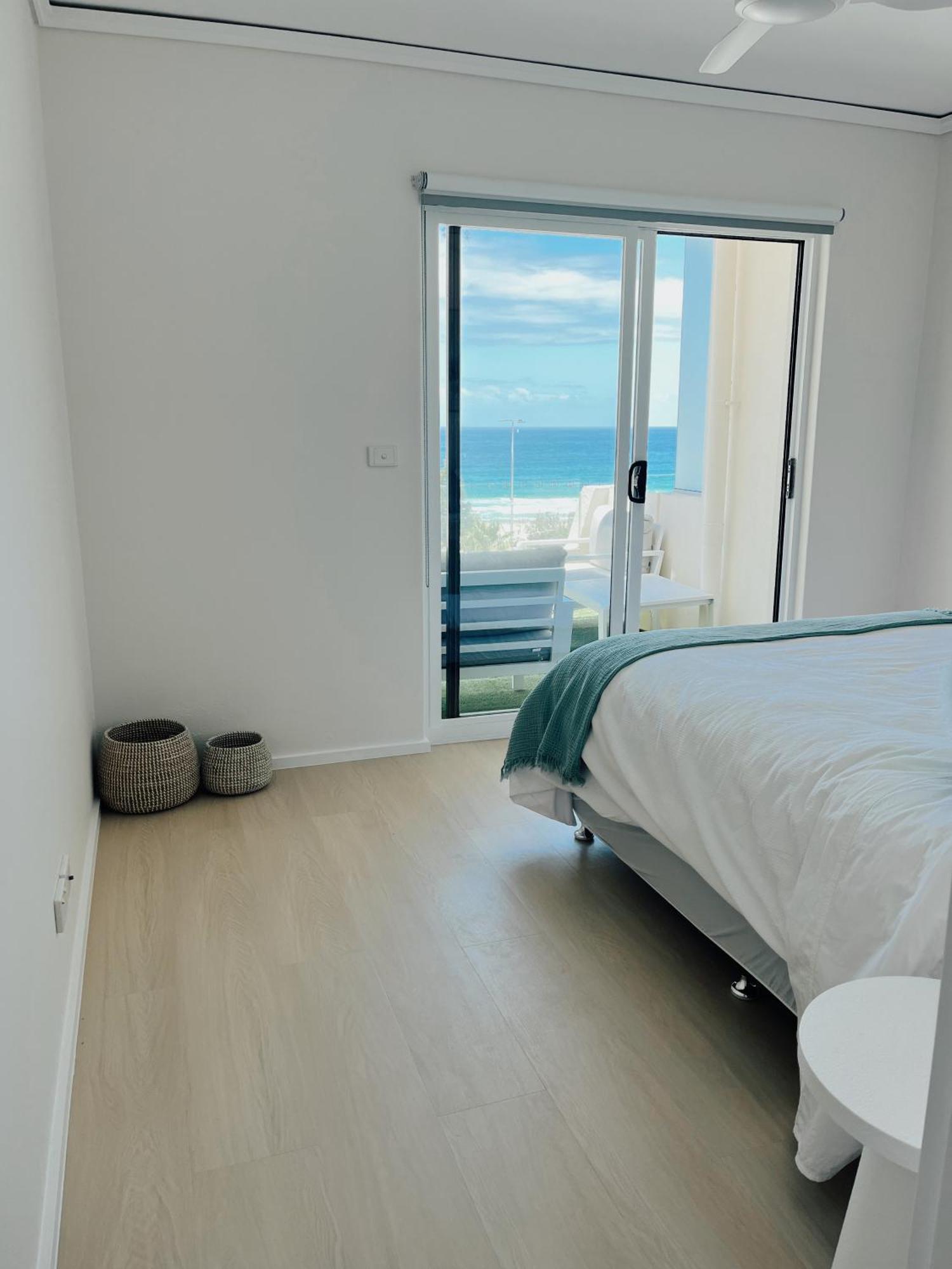 Bondi Waves 2 Beachfront Appartamento