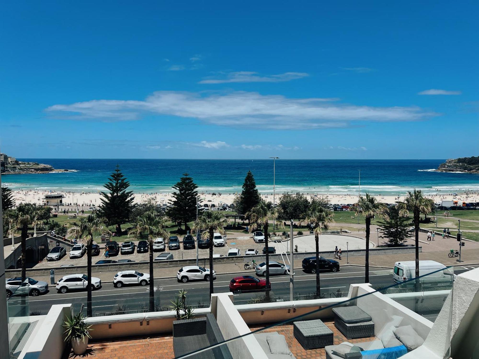 Bondi Waves 2 Beachfront Appartamento